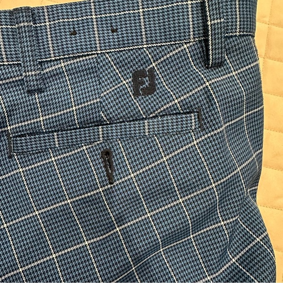 FootJoy Blue Houndstooth Flat Front Golf Pants - Picture 4 of 8
